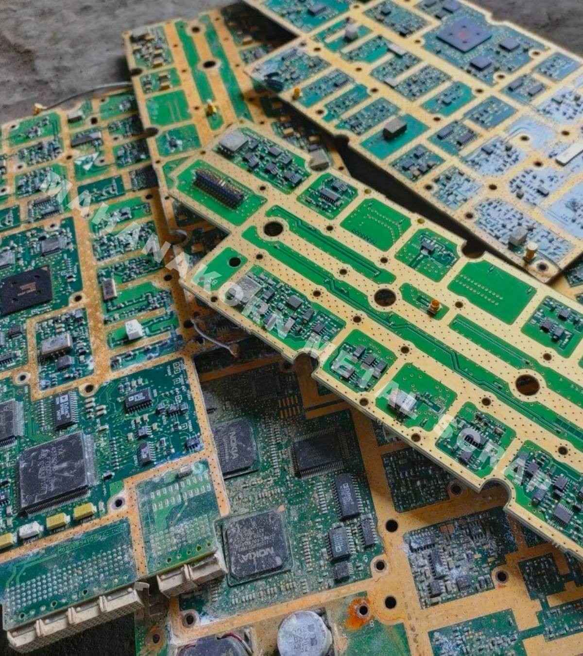 แผงวงจรอิเล็กทรอนิกส์